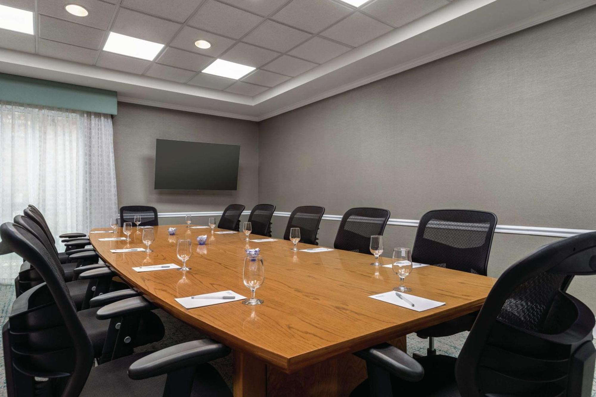 Hilton Garden Inn Μπρίτζγουοτερ Εξωτερικό φωτογραφία