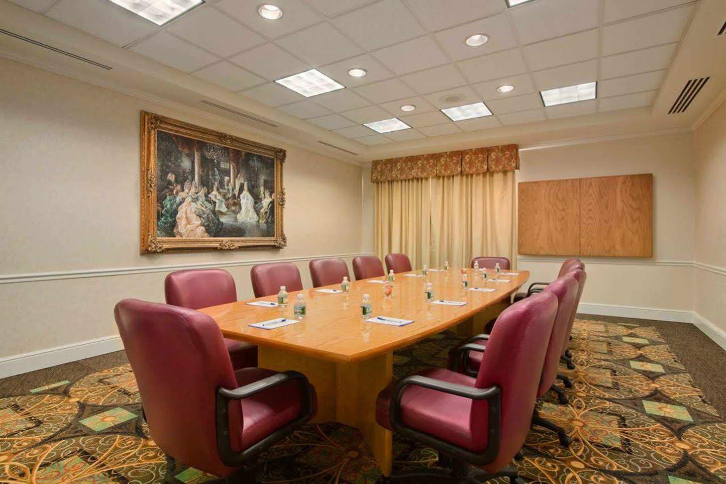 Hilton Garden Inn Μπρίτζγουοτερ Εξωτερικό φωτογραφία